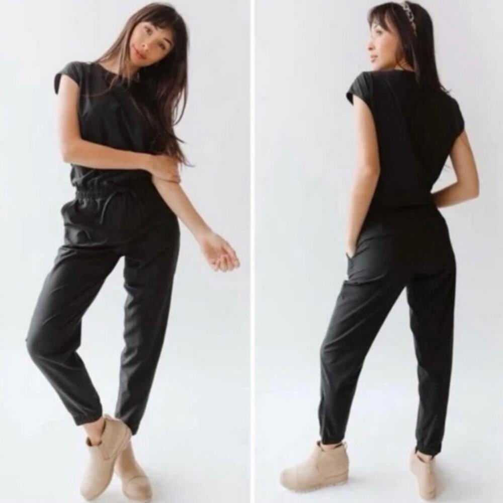 Albion Jetsetter Jumpsuit In Black